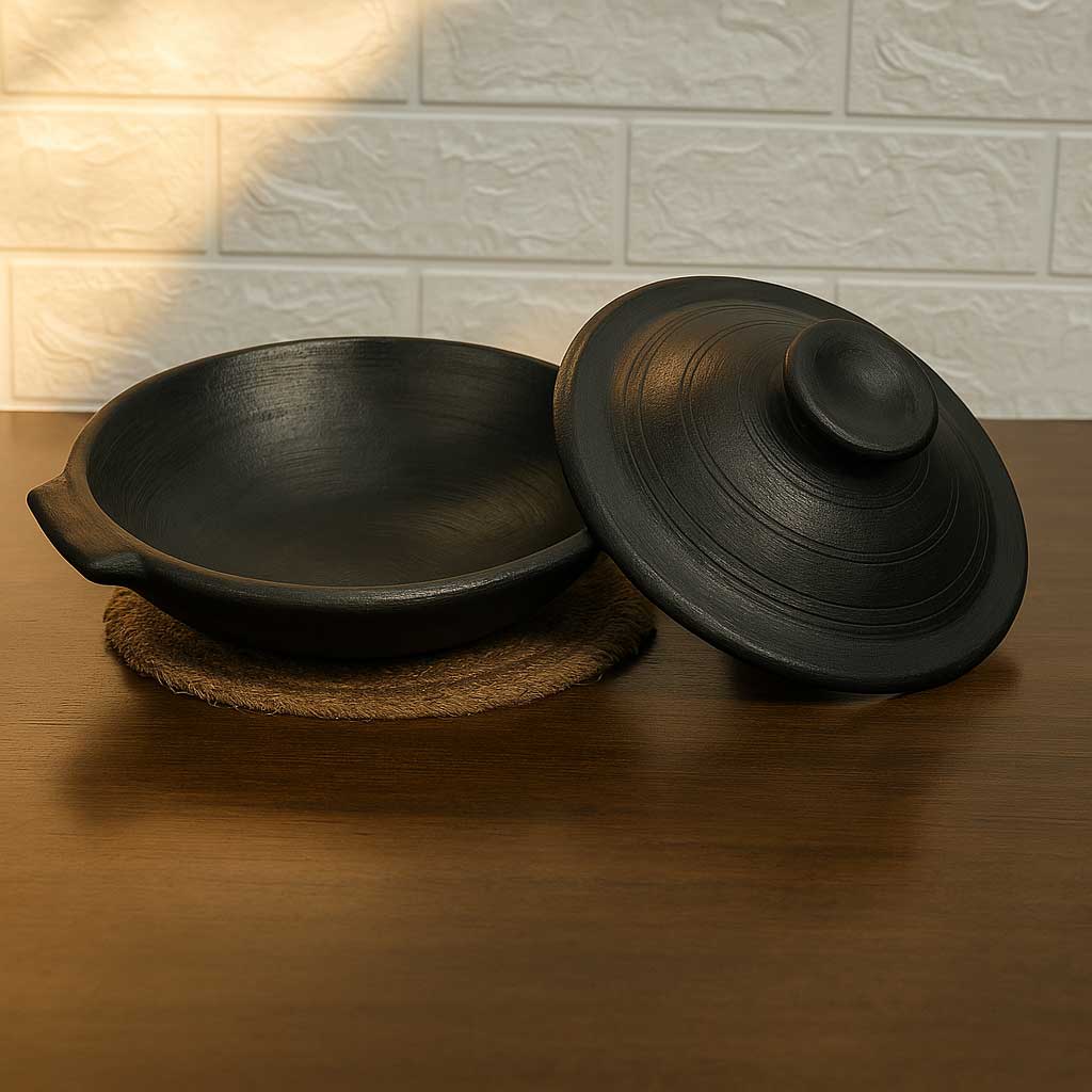 Appachatty Black With Lid