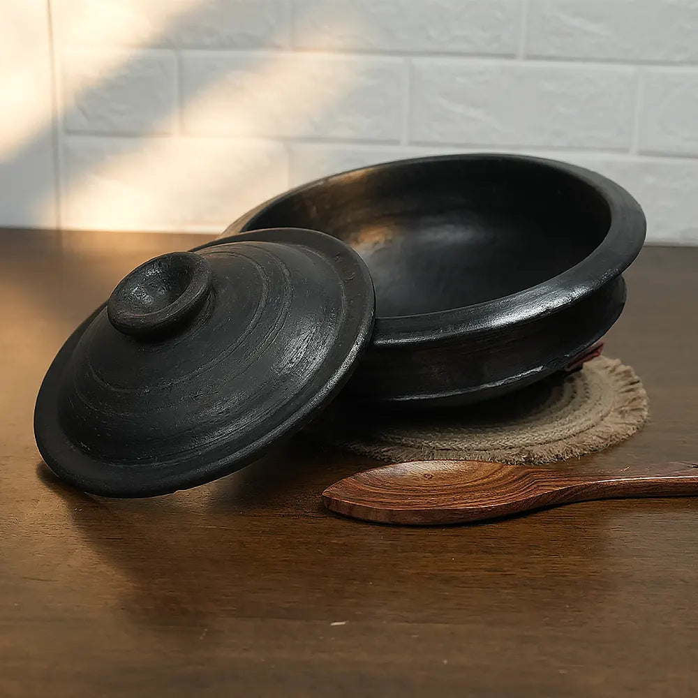 Fish Curry Chatti Black Clay With Lid & With Out Lid
