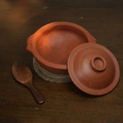 Uruli Style Red Clay Curry Chatti