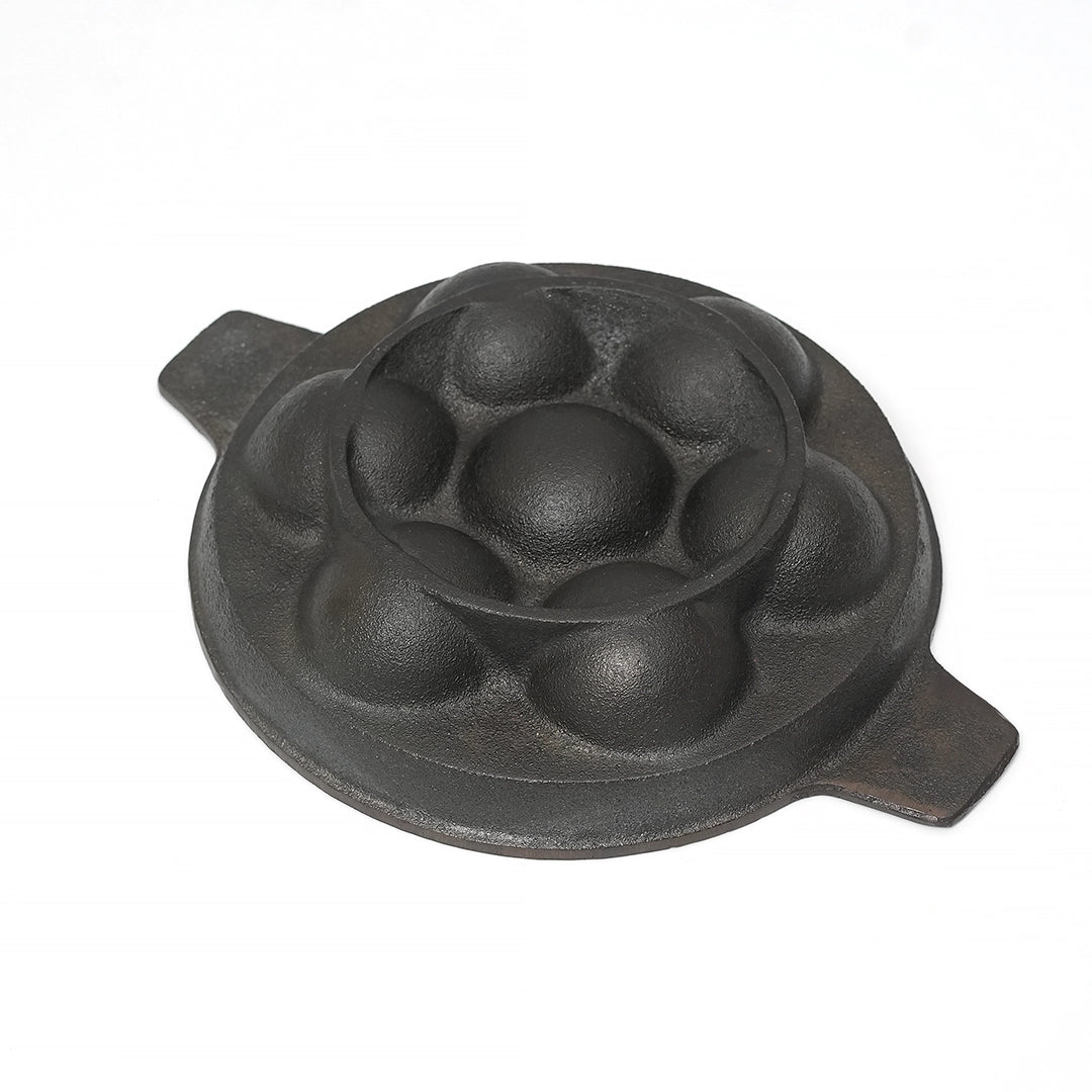 Pure Castiron Paniyarakallu / Unniyappamchatti With Double Handle Round 7 Cavity Pre Seasoned