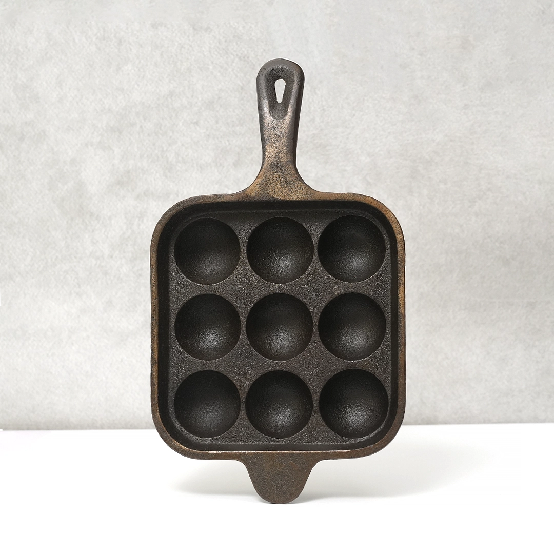 Pure Castiron Paniyarakallu / Unniyappam Chatti With Long Handle Square 9 Cavity Pre Seasoned